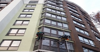 Установка крыши на балкон Гагарин цена от 1024 руб. м/2.
